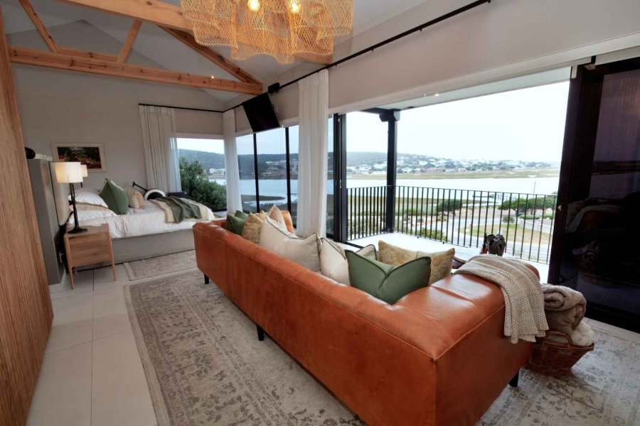 4 Bedroom Property for Sale in Stilbaai Wes Western Cape